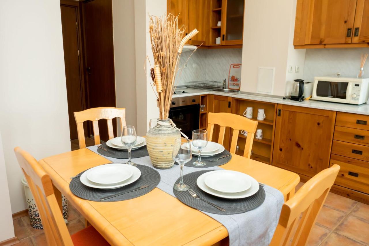 Apartment Two Bedroom In Murphys Bansko